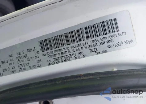 2017 Ram 1500 Express 4X4 5'7 Box z USA, uszkodzony, nr VIN 3C6RR7KT2HG595414